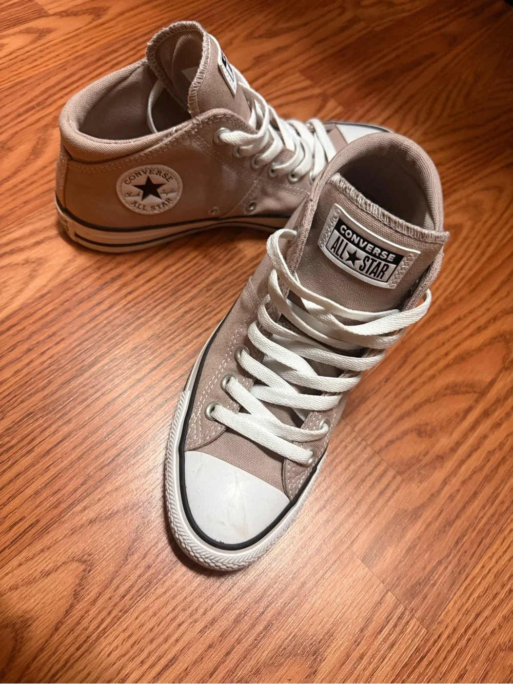 Converse All Star High-Top Sneakers in Beige and White